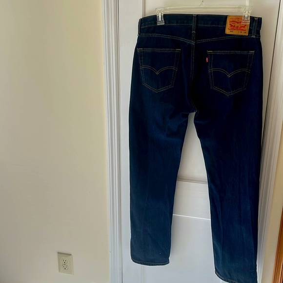Levi Strauss 505 Denim Jeans Men’s 35 W X 32 L Dark Blue Wash Roomy Fit Classic - Picture 6 of 17